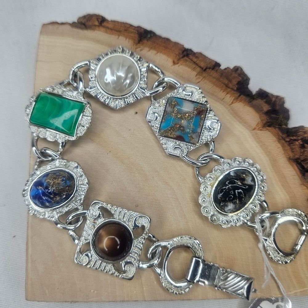 Vintage Sarah Coventry Egyptian Revival Scarab Bracelet Silver Tone Multi-Stone